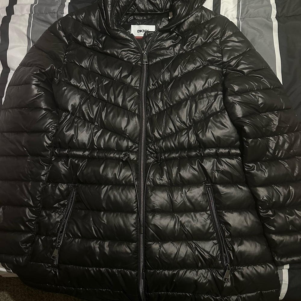DKNY Women's Shiny Black Puffer Coat